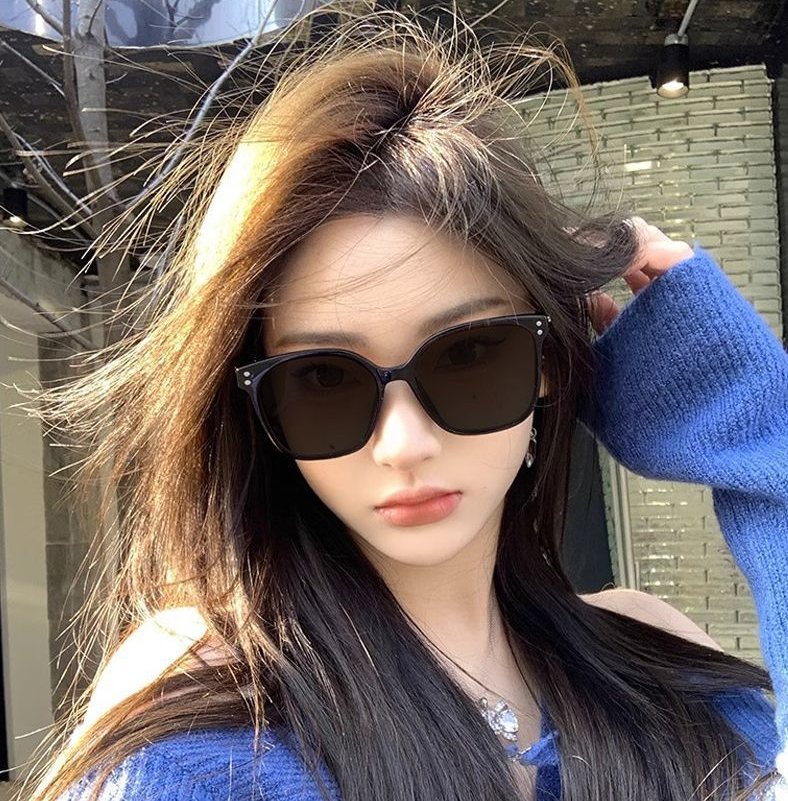 Women's Sunglass Series 14