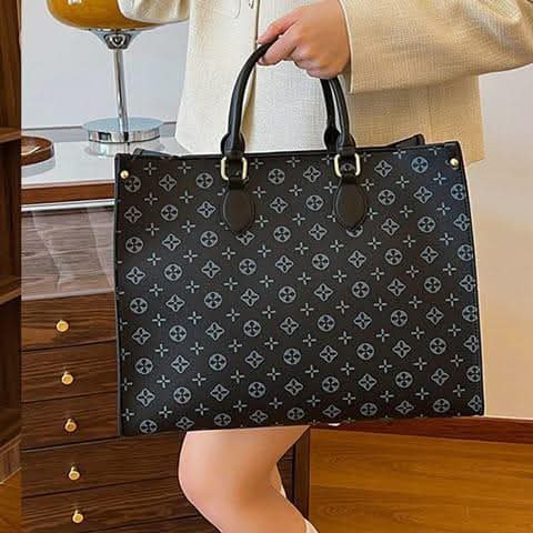 Ladies Stylish Tote Bag d-21